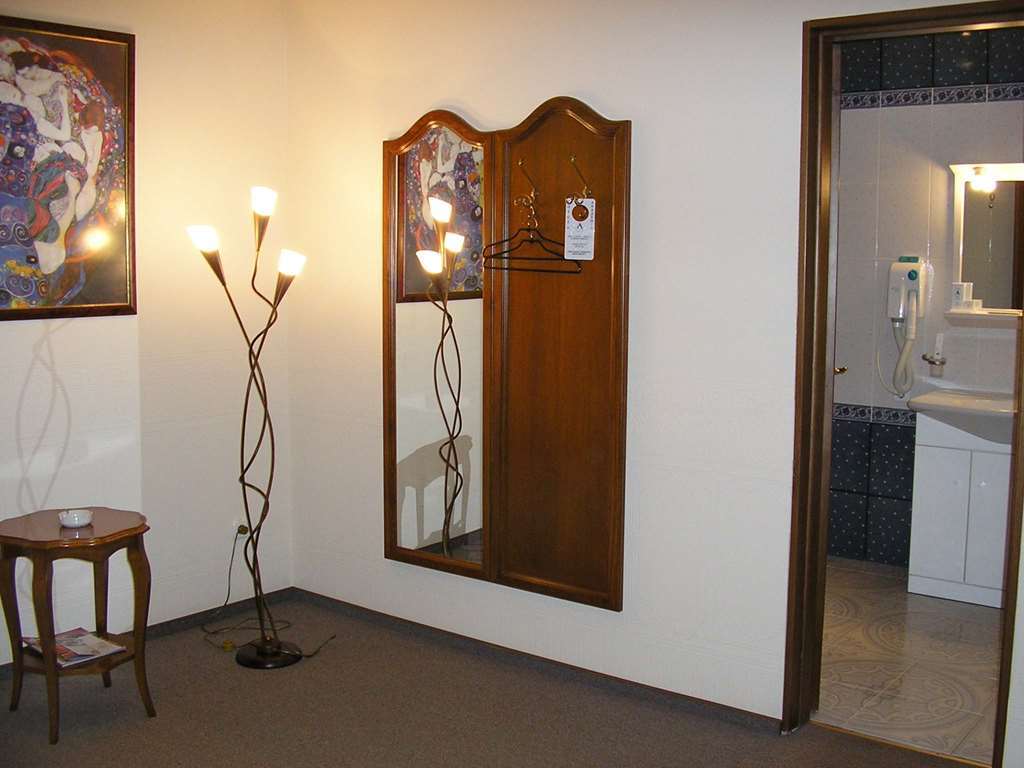 Art Hotel Academy Dnipro Rom bilde
